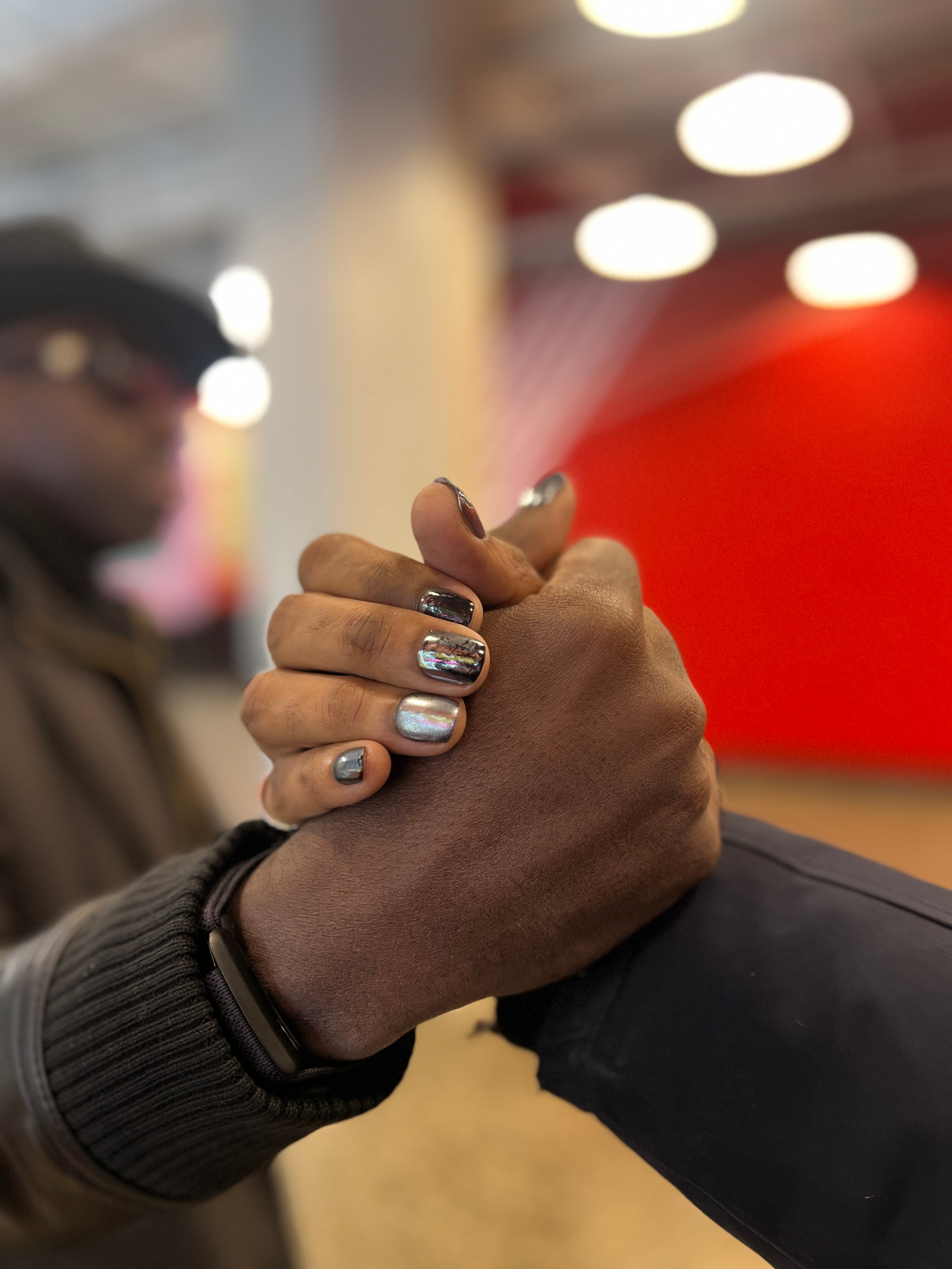 Confidence at Your Fingertips: The Psychology Behind Bold Style Choices